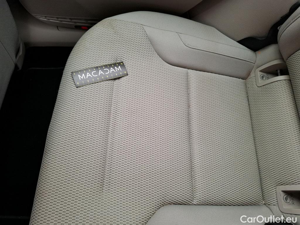  Volkswagen  Golf  VII Berline Confortline Business BMT 1.6 TDI 115CV BVM5 E6dT #71