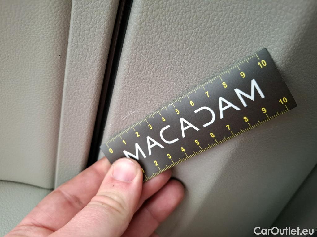  Volkswagen  Golf  VII Berline Confortline Business BMT 1.6 TDI 115CV BVM5 E6dT #40