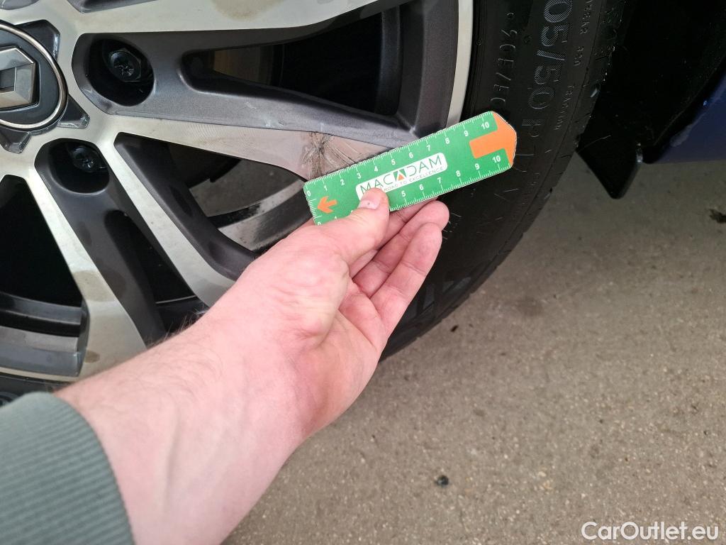  Renault  Megane  IV Berline 5 ptes. Techno 1.5 dCi 115CV BVM6 E6d #8