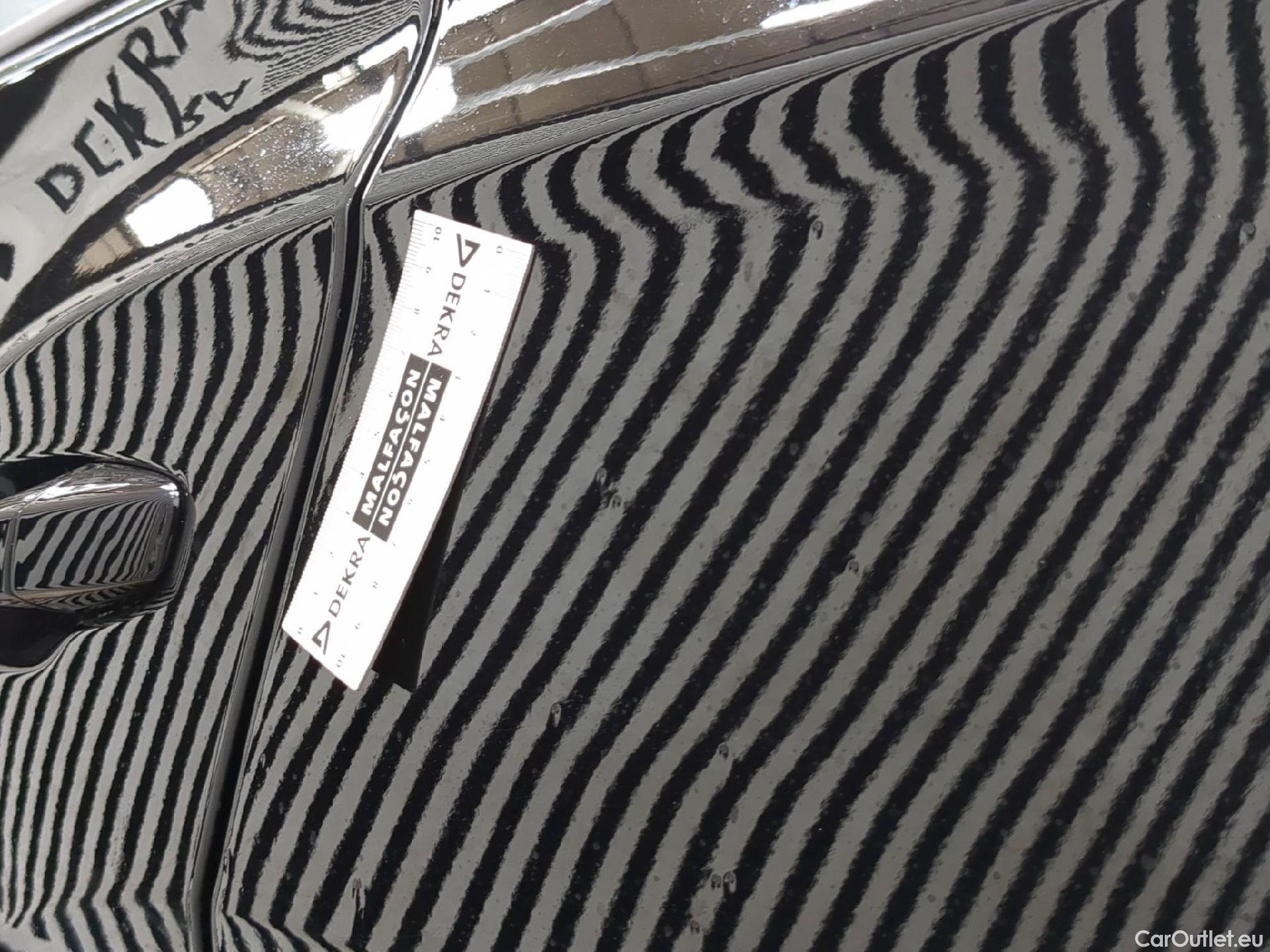  Volkswagen  T-ROC VOLKSWAGEN  / 2017 / 5P / SUV 1.5 TSI 150 EVO CARAT DSG7 #44