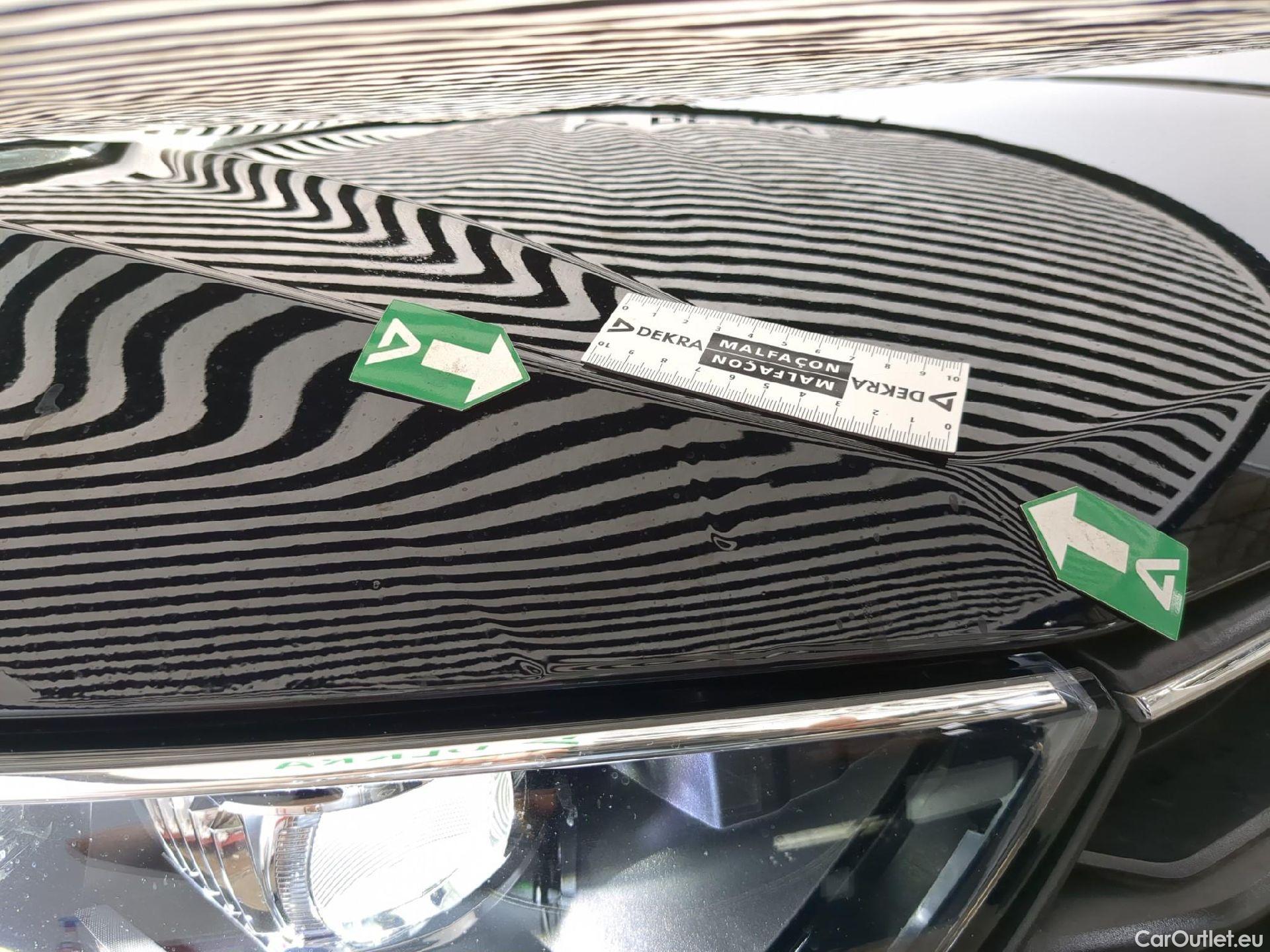  Volkswagen  T-ROC VOLKSWAGEN  / 2017 / 5P / SUV 1.5 TSI 150 EVO CARAT DSG7 #38