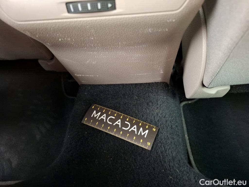  Volkswagen  Golf  VII Berline Confortline Business BMT 1.6 TDI 115CV BVM5 E6dT #44