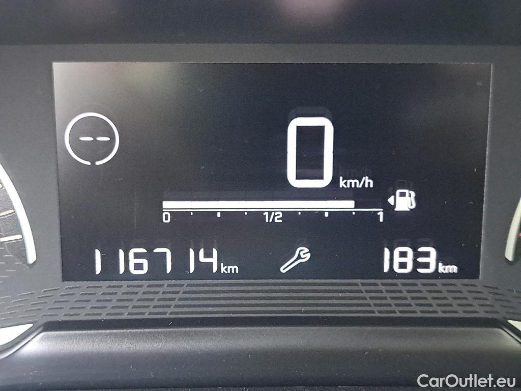  Peugeot  2008 PEUGEOT  / 2019 / 5P / todoterreno Active BlueHDI 81kW (110CV) #45