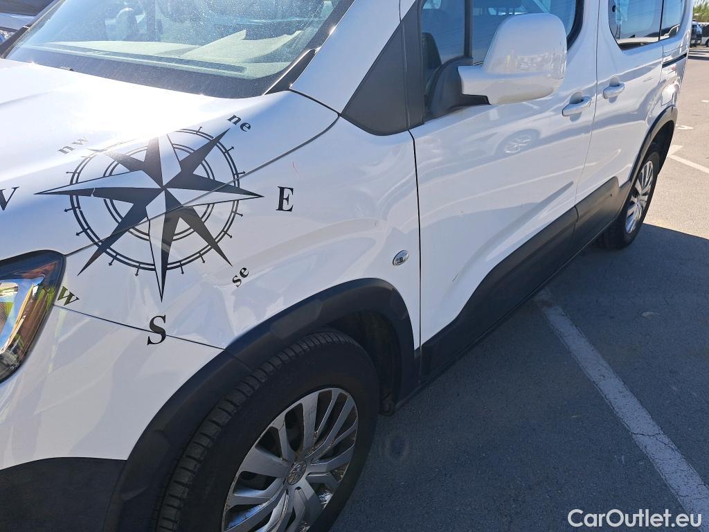  Peugeot  RIFTER PEUGEOT  / 2018 / 5P / monovolumen compacto Active Standard BlueHDi 73kW #21