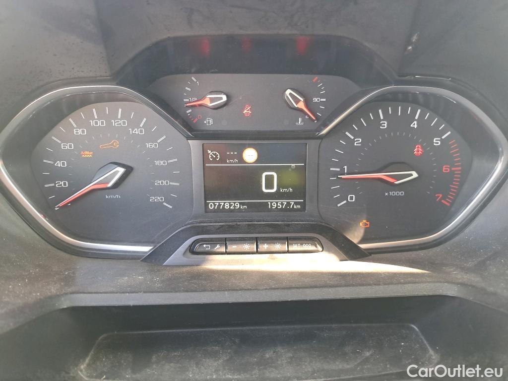  Peugeot  RIFTER PEUGEOT  / 2018 / 5P / monovolumen compacto Active Standard BlueHDi 73kW #59