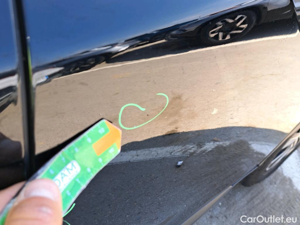  Peugeot  2008 PEUGEOT  / 2019 / 5P / todoterreno Active BlueHDI 81kW (110CV) #15