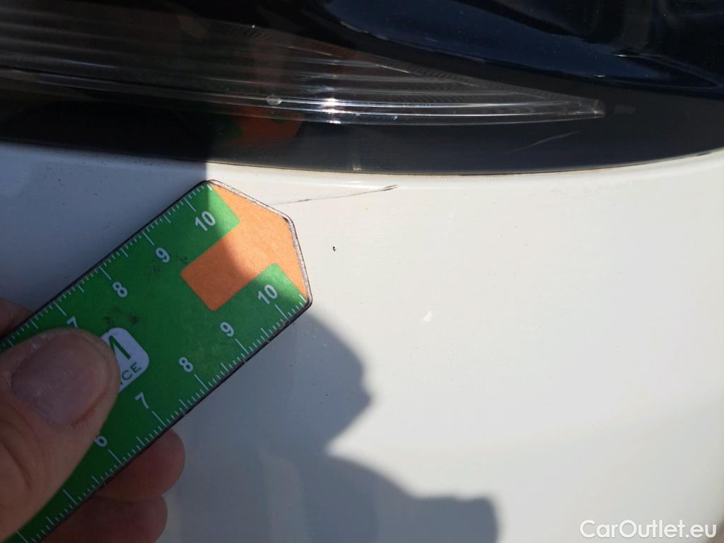  Peugeot  3008 PEUGEOT  / 2016 / 5P / todoterreno 1.5 BlueHDi 96kW (130CV) S&S Active (AC) #37