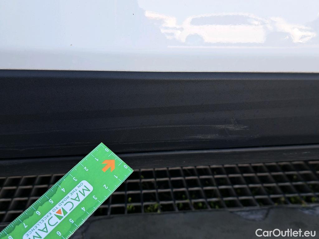  KIA  STONIC KIA  / 2017 / 5P / todoterreno 1.0 T-GDi 88kW (120CV) MHEV iMT Drive #40