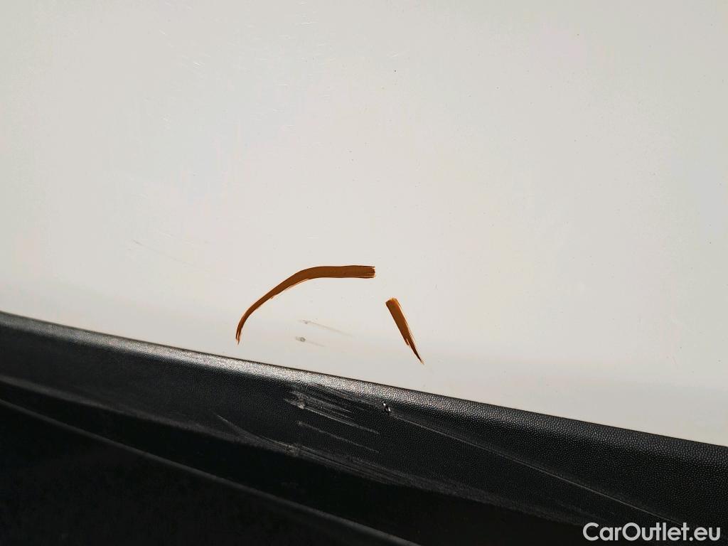  KIA  STONIC KIA  / 2017 / 5P / todoterreno 1.0 T-GDi 88kW (120CV) MHEV iMT Drive #24