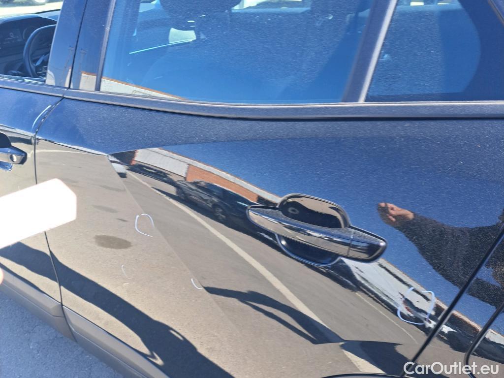  Peugeot  2008 PEUGEOT  / 2019 / 5P / todoterreno Active BlueHDI 81kW (110CV) #38