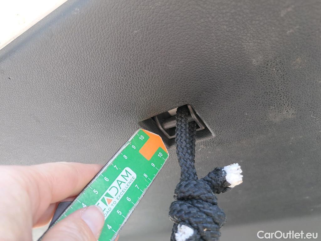  Peugeot  RIFTER PEUGEOT  / 2018 / 5P / monovolumen compacto Active Standard BlueHDi 73kW #35