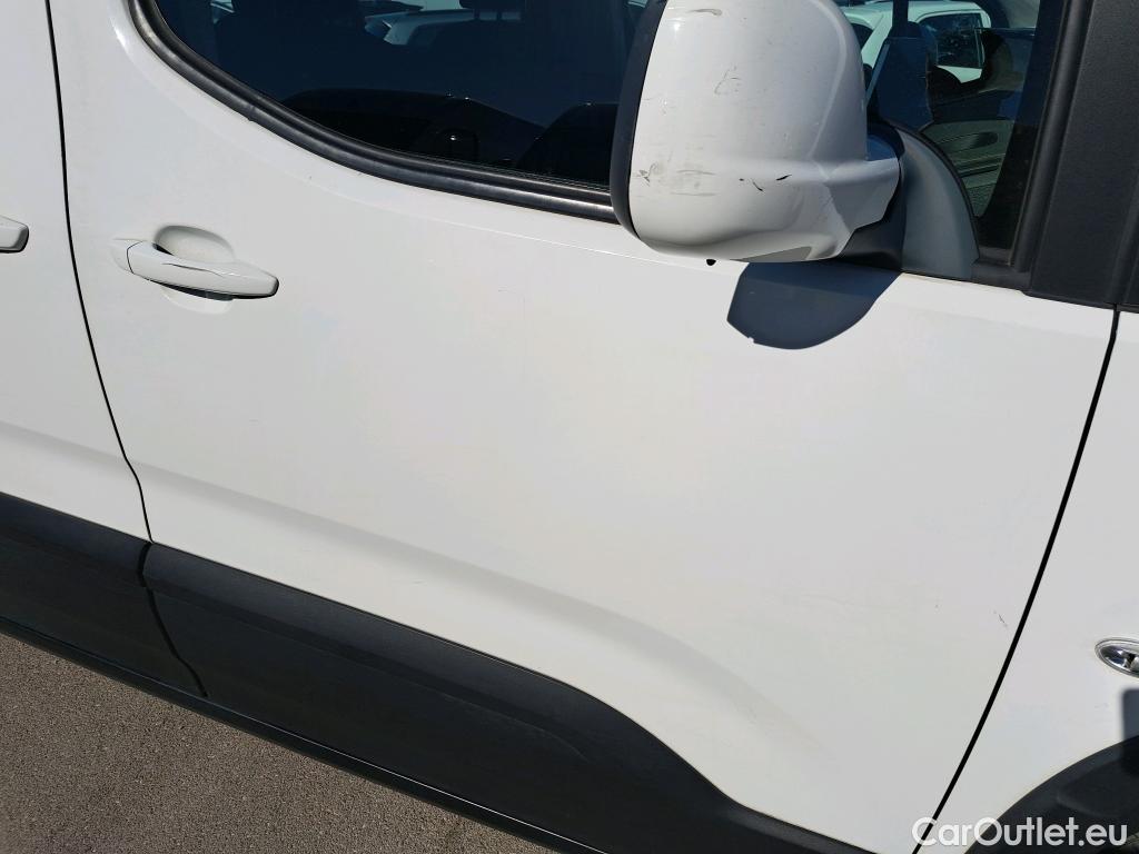  Peugeot  RIFTER PEUGEOT  / 2018 / 5P / monovolumen compacto Active Standard BlueHDi 73kW #13