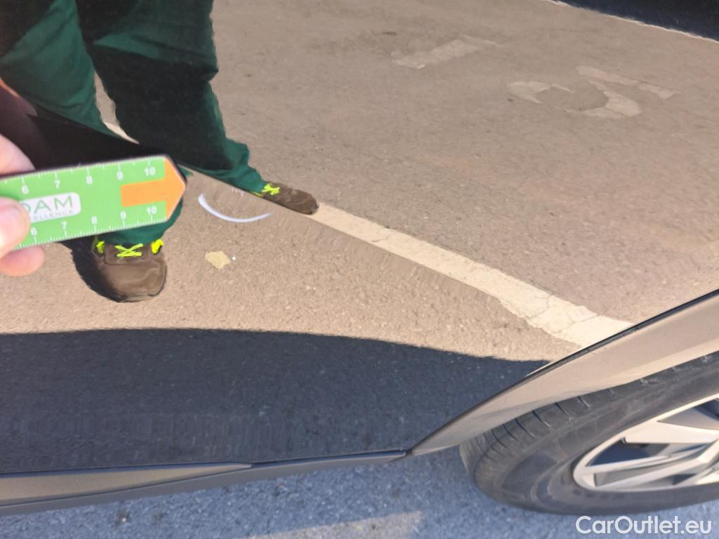  Peugeot  2008 PEUGEOT  / 2019 / 5P / todoterreno Active BlueHDI 81kW (110CV) #41