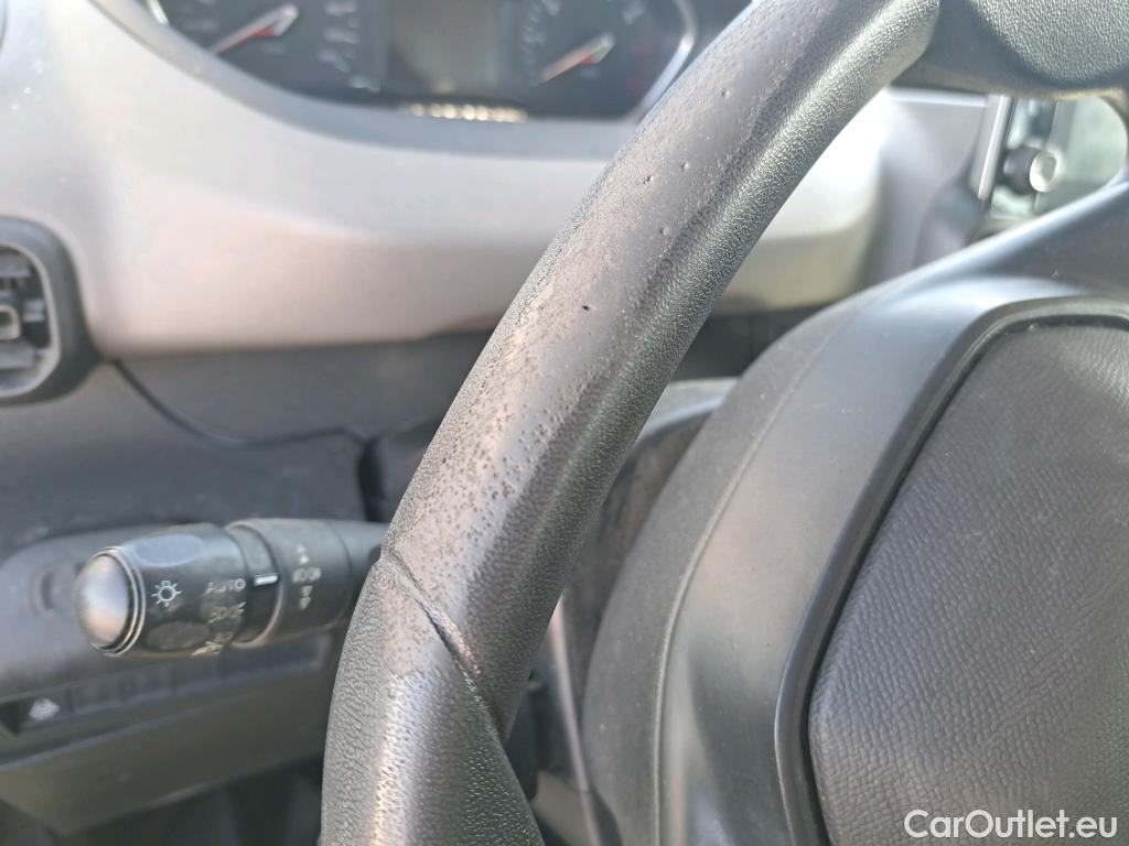  Peugeot  RIFTER PEUGEOT  / 2018 / 5P / monovolumen compacto Active Standard BlueHDi 73kW #33