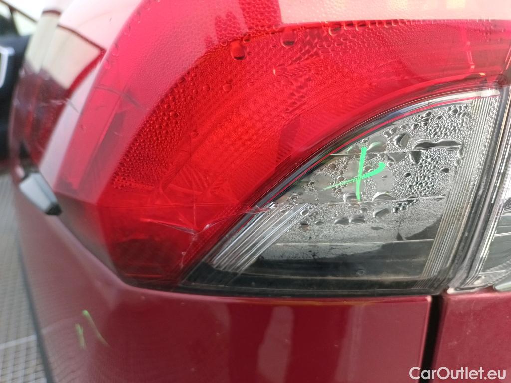  Toyota  RAV4 TOYOTA  / 2018 / 5P / todoterreno 2.5l 220H Advance #2