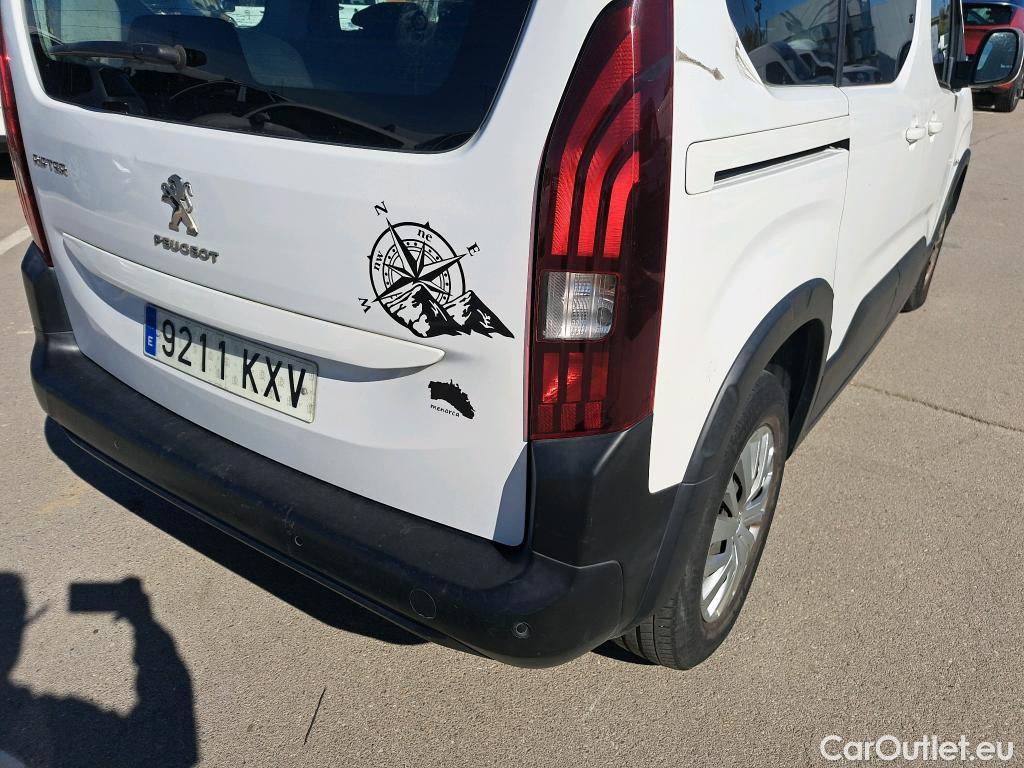  Peugeot  RIFTER PEUGEOT  / 2018 / 5P / monovolumen compacto Active Standard BlueHDi 73kW #22