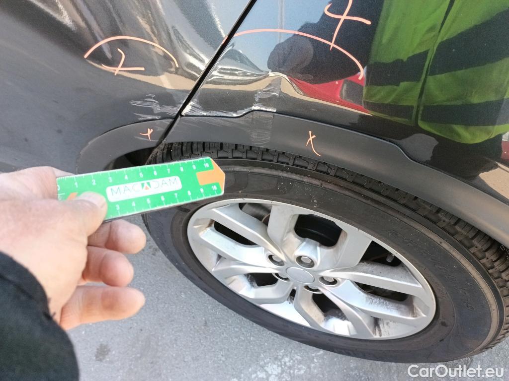  Land Rover  Discovery LAND ROVER  7 Plazas 2.0 I4 TD4 132kW (180CV) S Auto #41