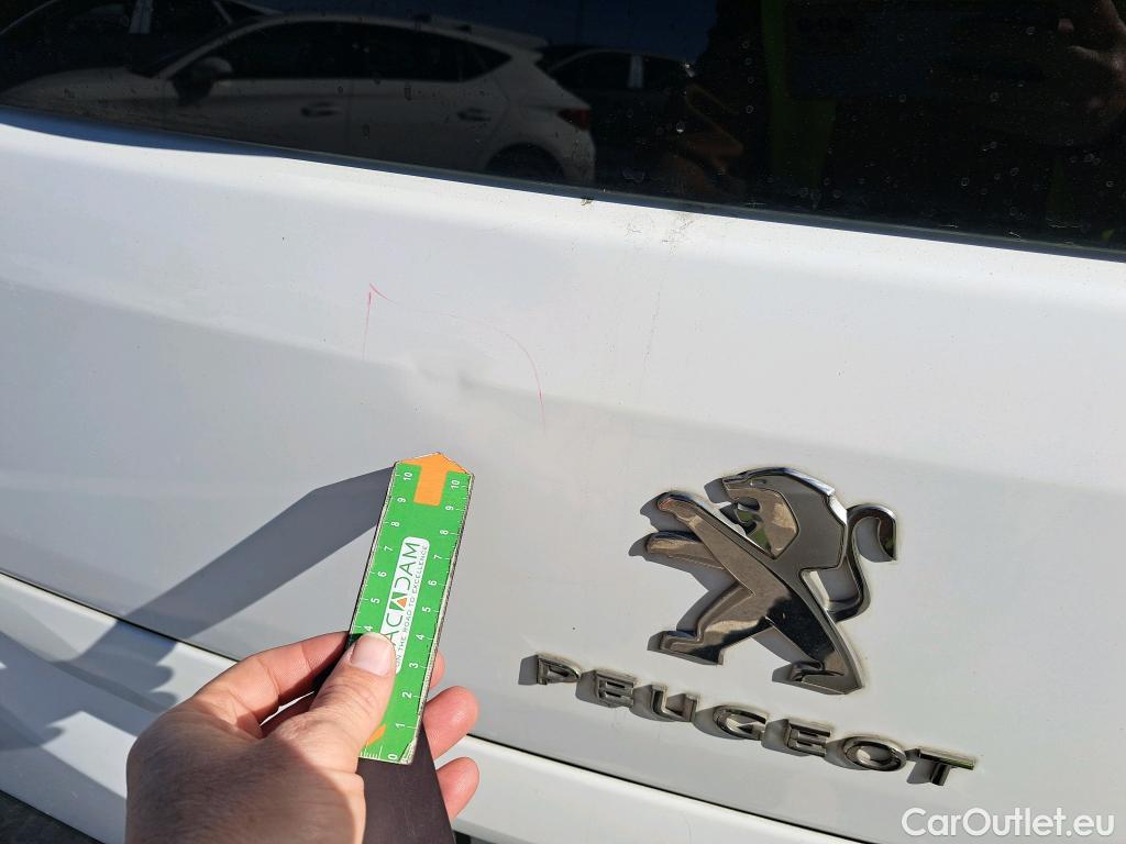  Peugeot  RIFTER PEUGEOT  / 2018 / 5P / monovolumen compacto Active Standard BlueHDi 73kW #6