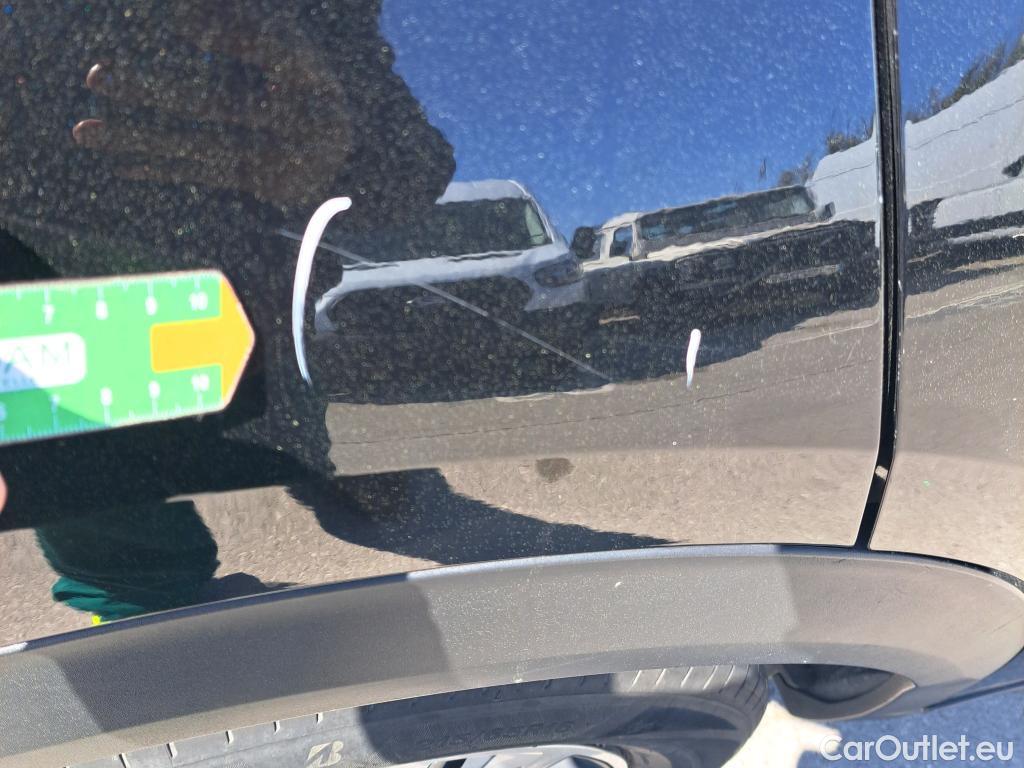  Peugeot  2008 PEUGEOT  / 2019 / 5P / todoterreno Active BlueHDI 81kW (110CV) #8