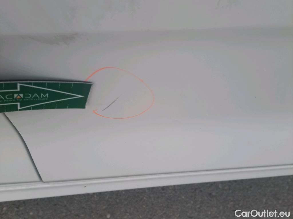  KIA  Rio KIA  / 2020 / 5P / berlina con portón 1.0 T-GDi 74kW (100CV) MHEV iMT Drive #11