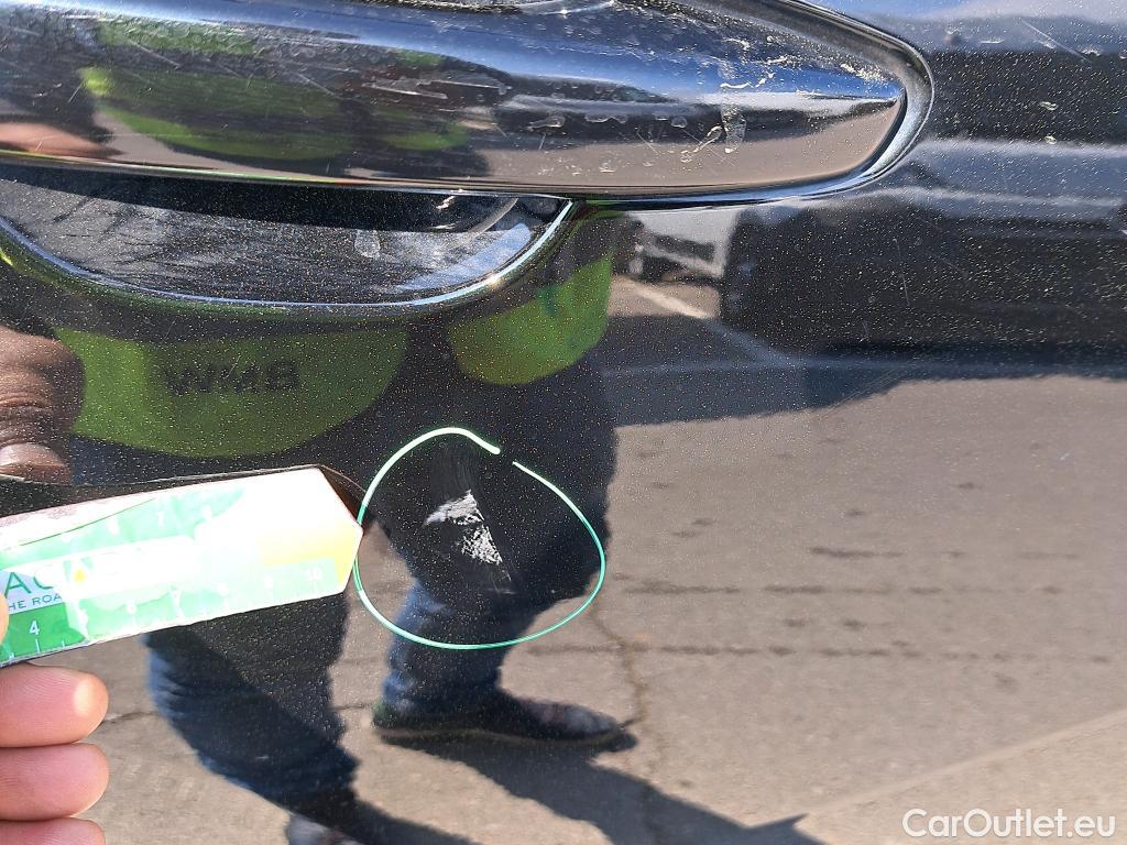  Peugeot  2008 PEUGEOT  / 2019 / 5P / todoterreno Active BlueHDI 81kW (110CV) #18