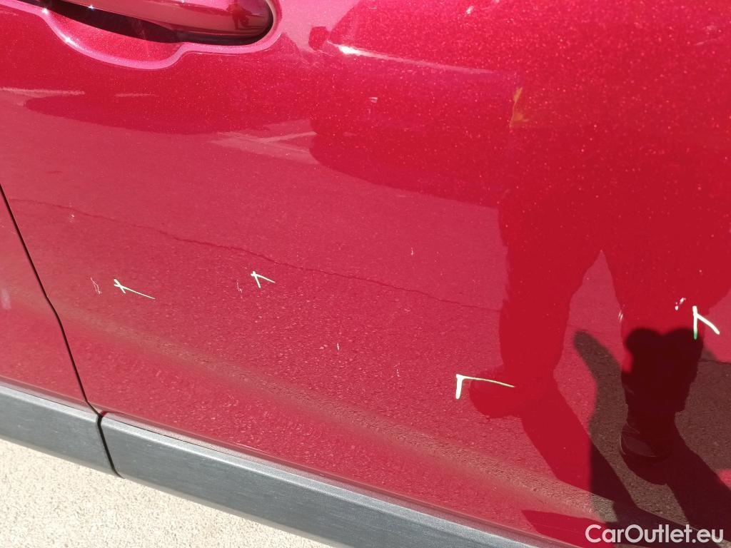  Toyota  RAV4 TOYOTA  / 2018 / 5P / todoterreno 2.5l 220H Advance #8