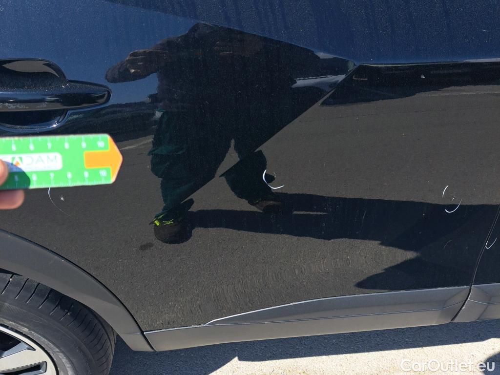  Peugeot  2008 PEUGEOT  / 2019 / 5P / todoterreno Active BlueHDI 81kW (110CV) #21