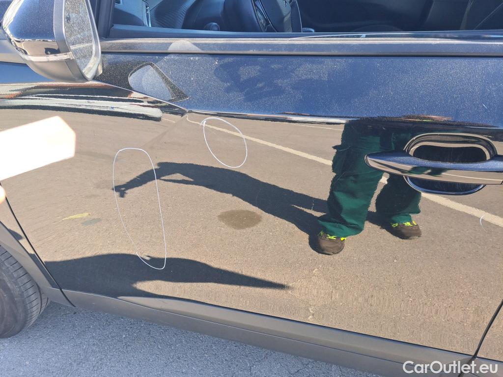  Peugeot  2008 PEUGEOT  / 2019 / 5P / todoterreno Active BlueHDI 81kW (110CV) #9