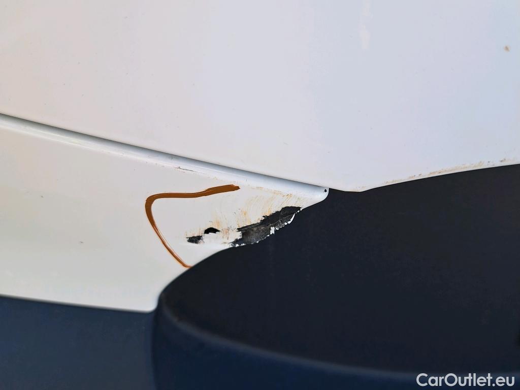  KIA  STONIC KIA  / 2017 / 5P / todoterreno 1.0 T-GDi 88kW (120CV) MHEV iMT Drive #12