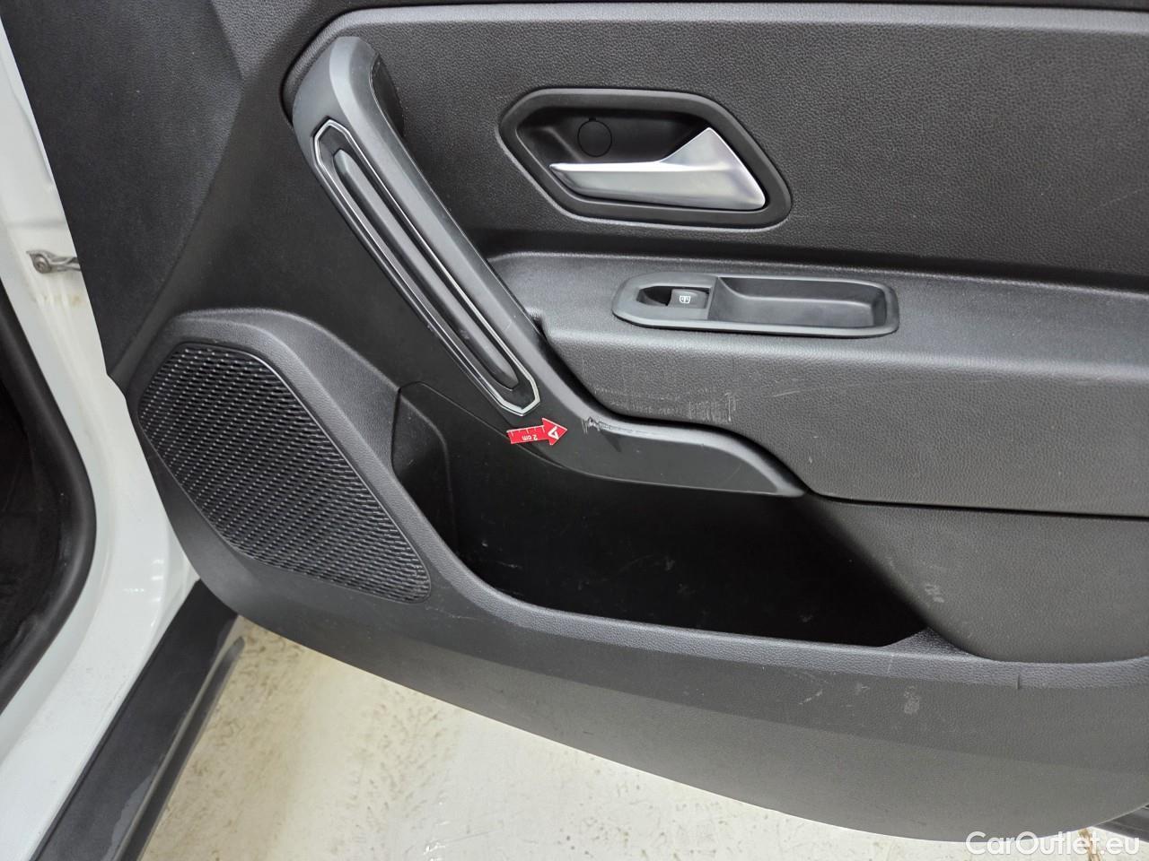  Dacia  Duster 1.5 Blue dCi 115CP Comfort 4WD #79