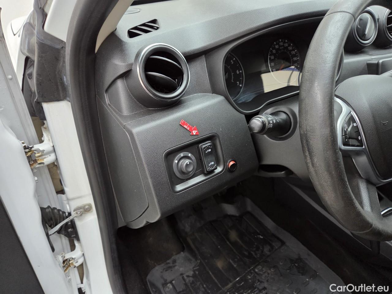  Dacia  Duster 1.5 Blue dCi 115CP Comfort 4WD #63