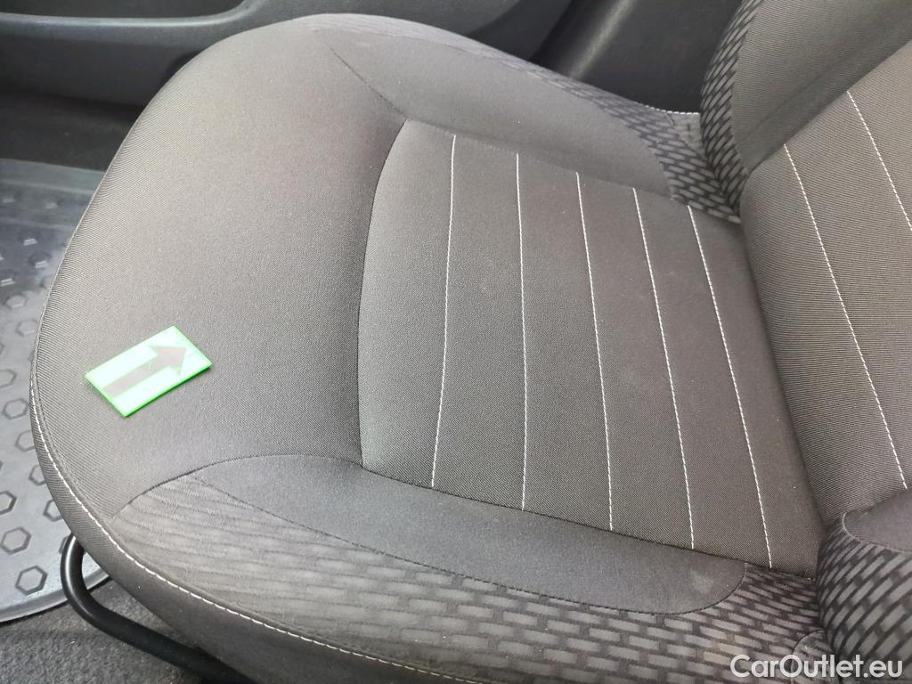  Dacia  Logan 1.5 Blue dCi 95CP Laureate #32