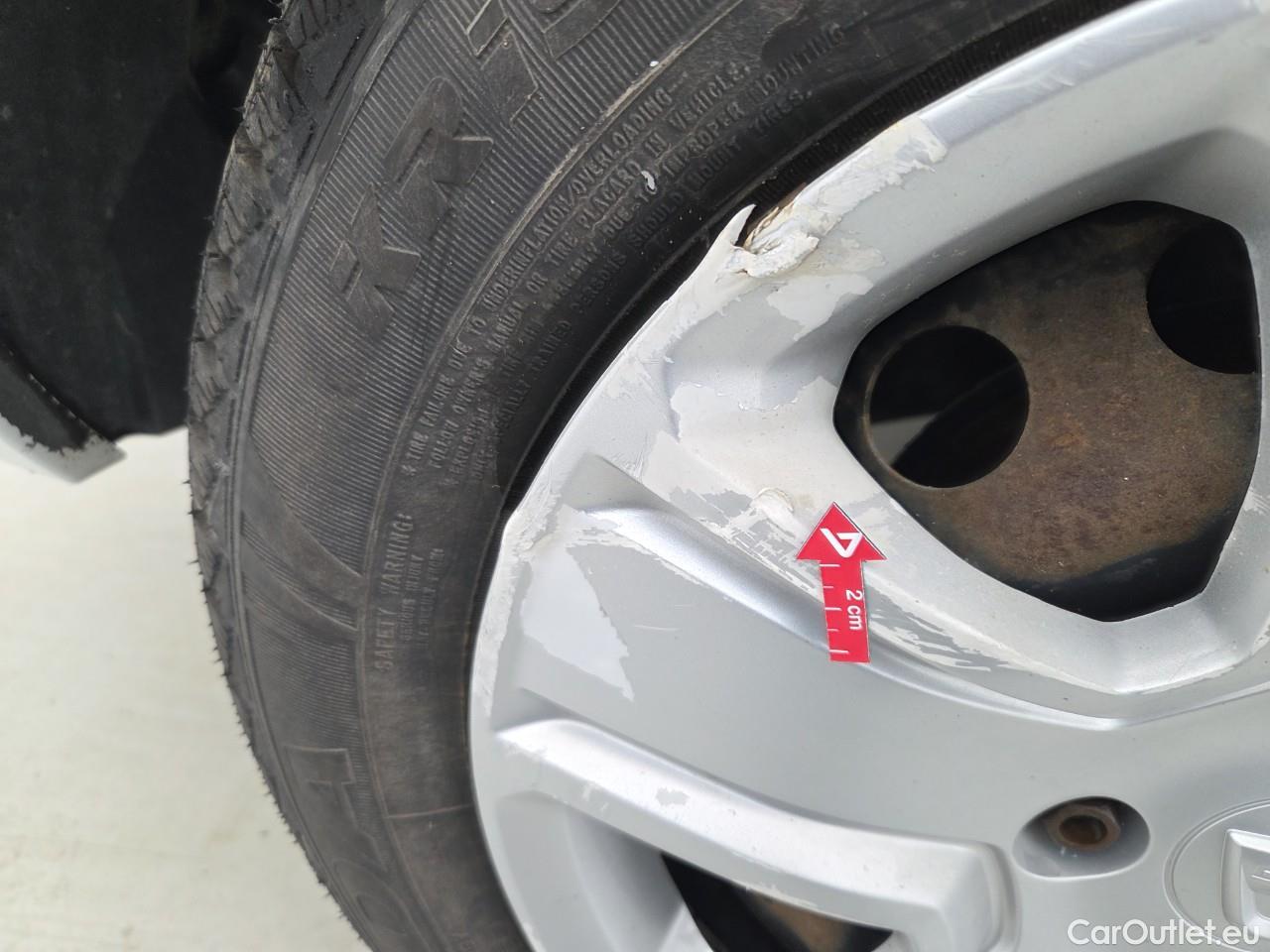  Dacia  Logan 1.5 Blue dCi 95CP Laureate #48