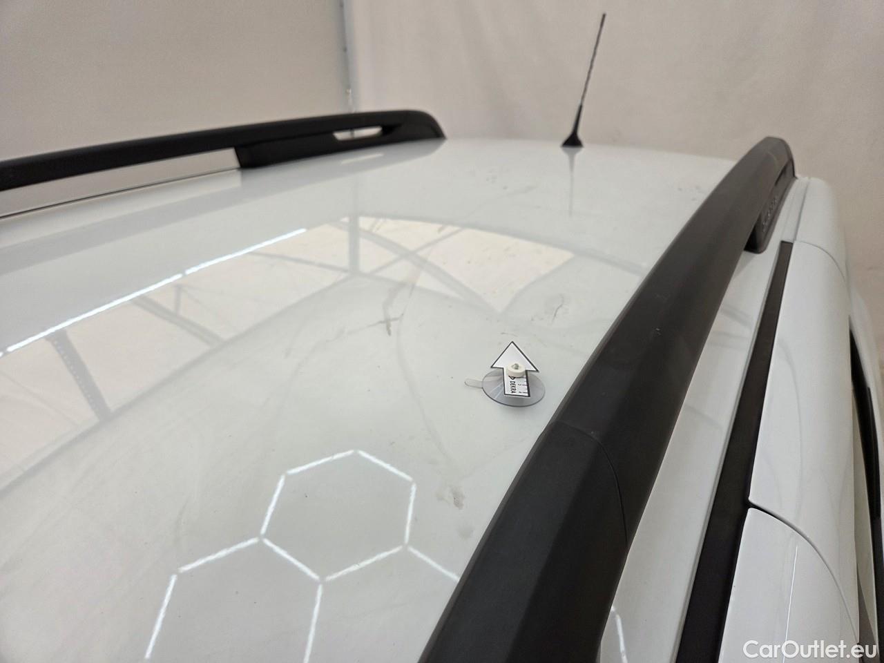  Dacia  Duster 1.5 Blue dCi 115CP Comfort 4WD #44