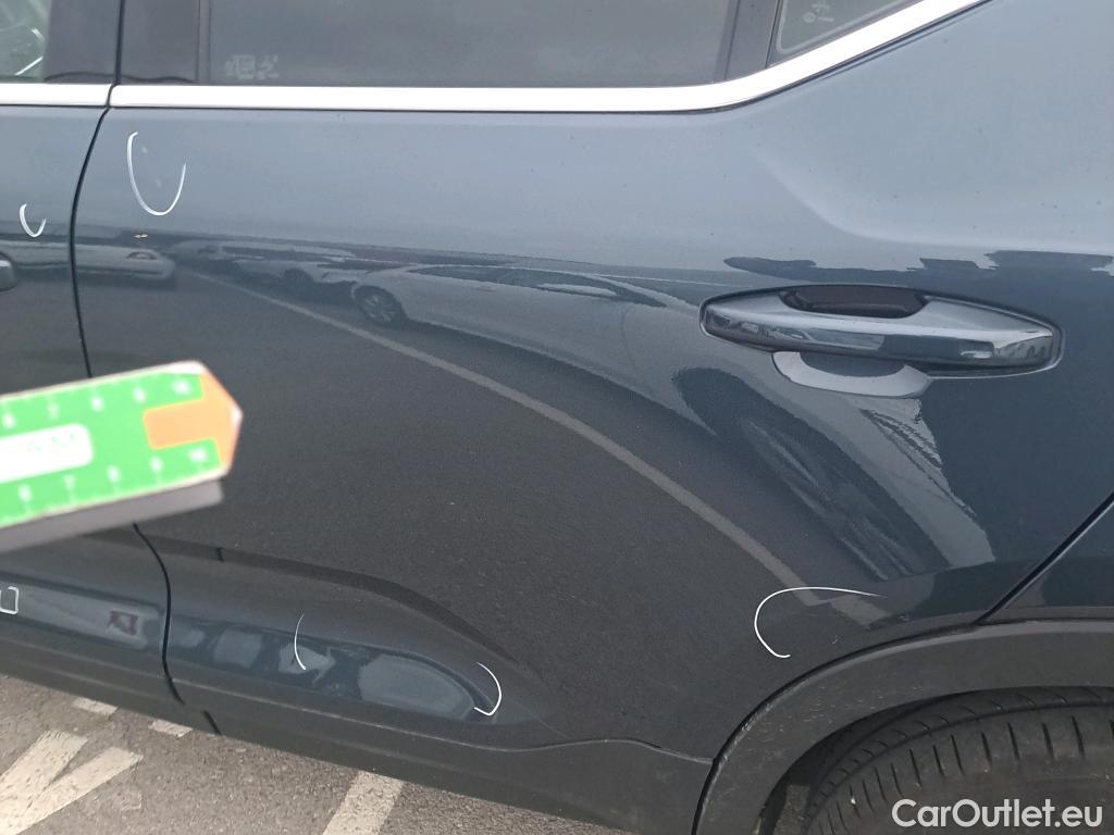  Volvo  XC 40 VOLVO XC40 todoterreno 1.5 T5 Twin Recharge Inscription Ex Auto 260 CV 10 kWh #16