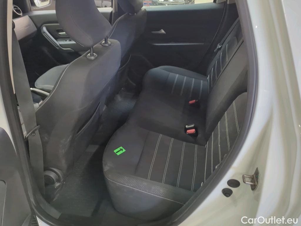  Dacia  Duster 1.5 Blue dCi 115CP Comfort 4WD #9