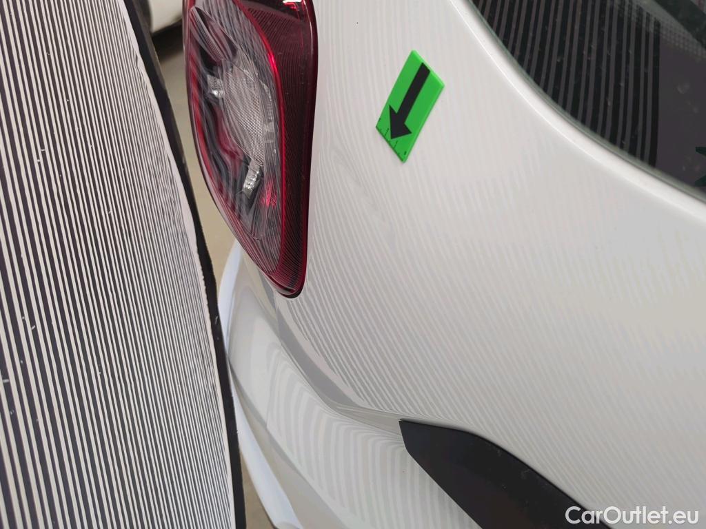  Dacia  Duster 1.5 Blue dCi 115CP Comfort 4WD #4