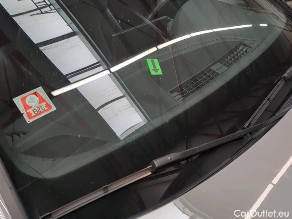  Audi  A4 S Line 40 TFSI quattro mild-Hybr Stronic #1