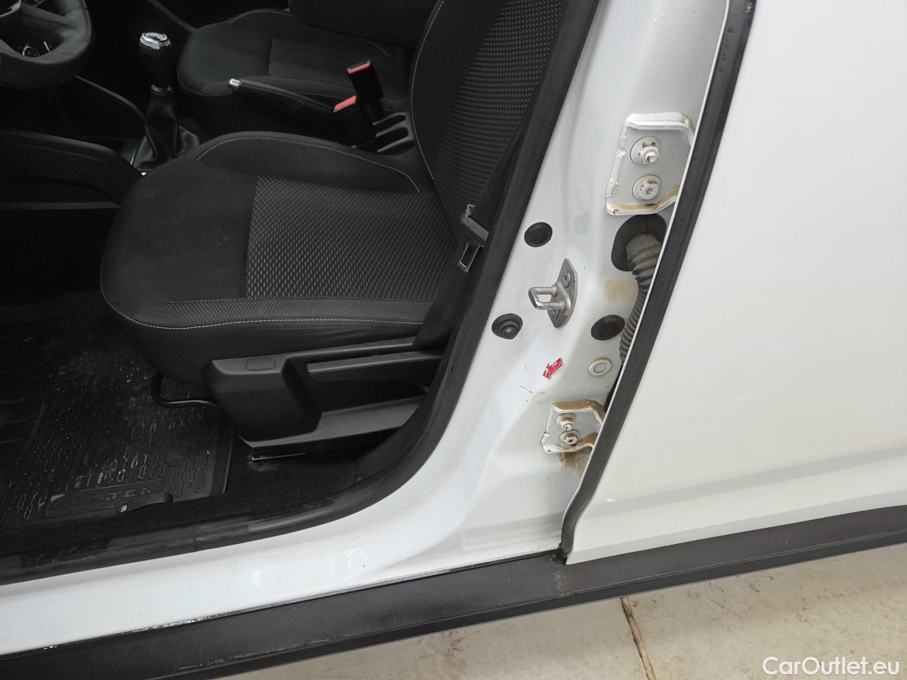  Dacia  Duster 1.5 Blue dCi 115CP Comfort 4WD #7