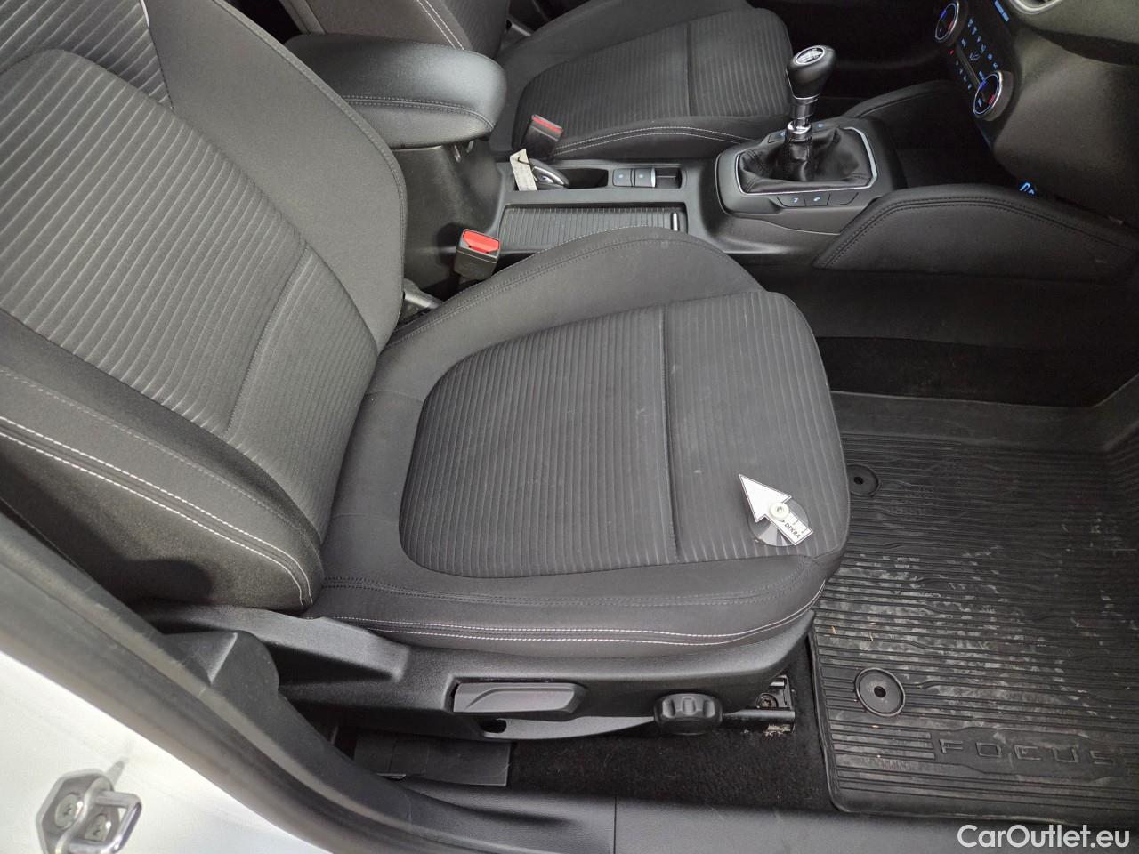  Ford  Focus 1.5 EcoBlue 120CP Titanium #49