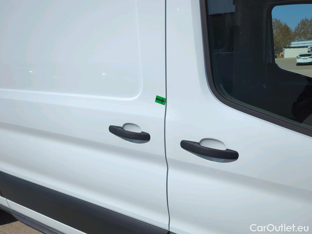  Ford  Transit 2.0EcoBlue 130PS 350 L4H3 Trend RWD #43