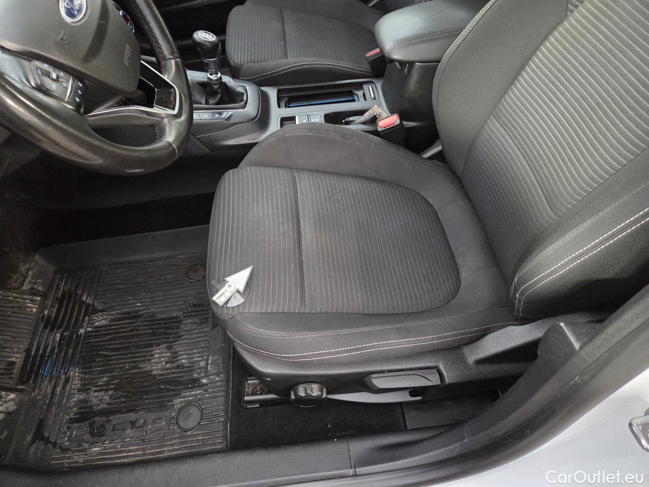  Ford  Focus 1.5 EcoBlue 120CP Titanium #42