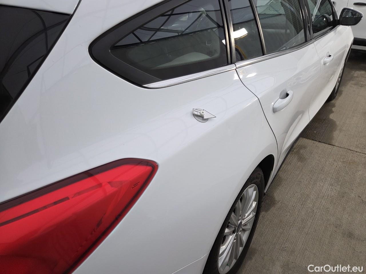  Ford  Focus 1.5 EcoBlue 120CP Titanium #31