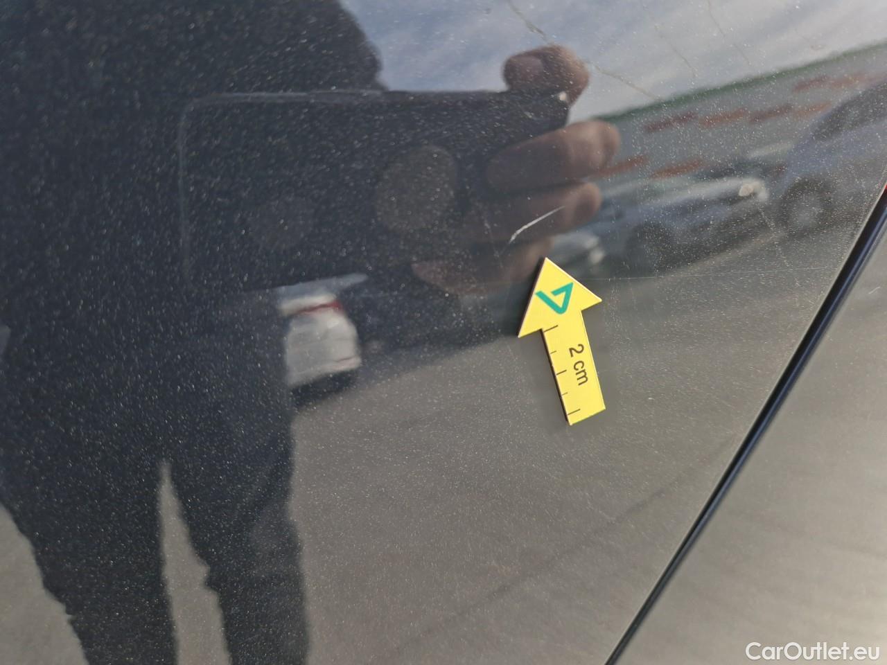  Volkswagen  Golf  Life 1.0 TSI #23