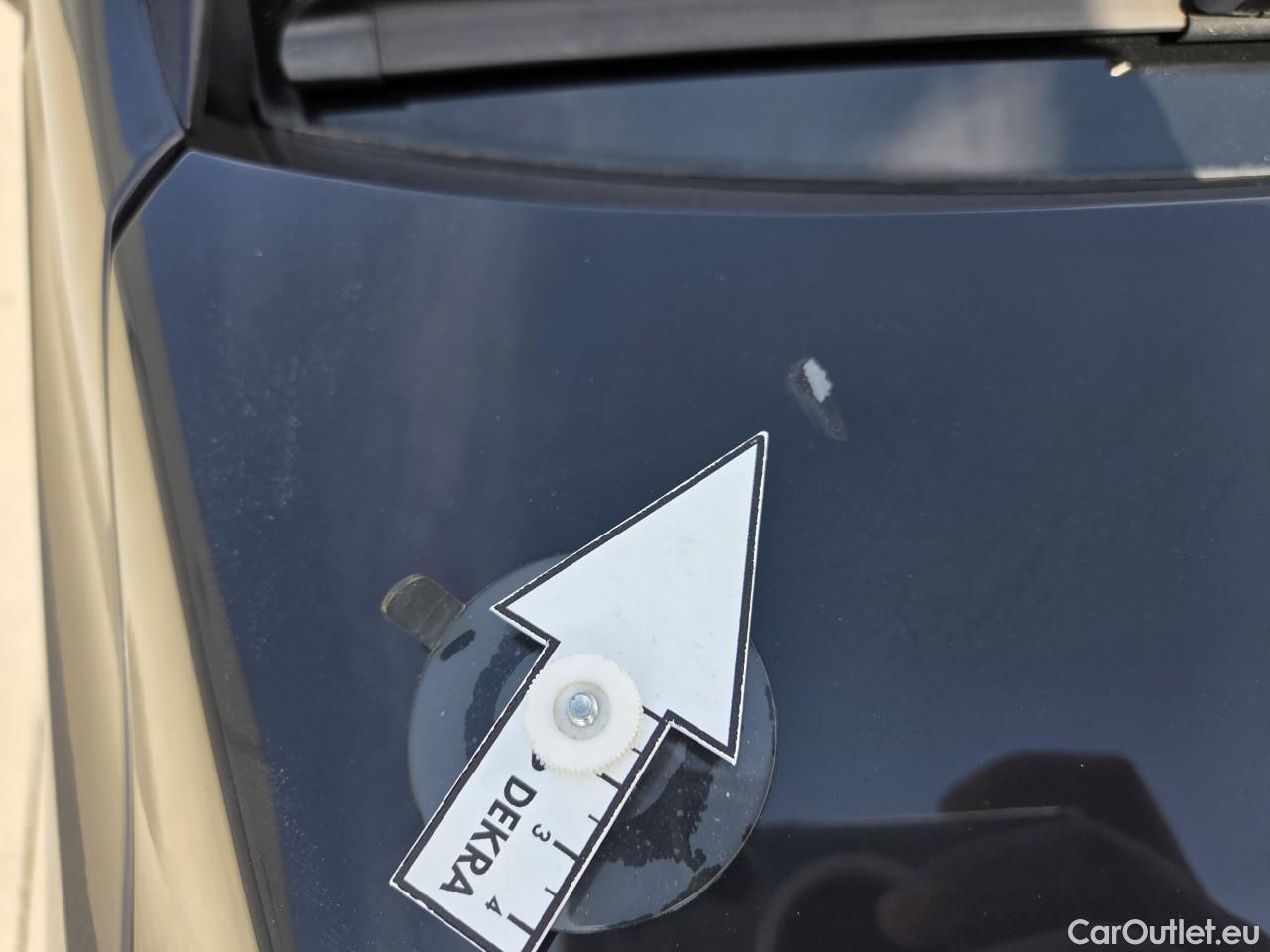  Volkswagen  Golf  Life 1.0 TSI #12