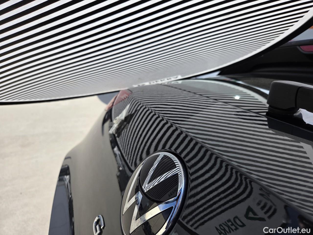  Volkswagen  Golf  Life 1.0 TSI #25