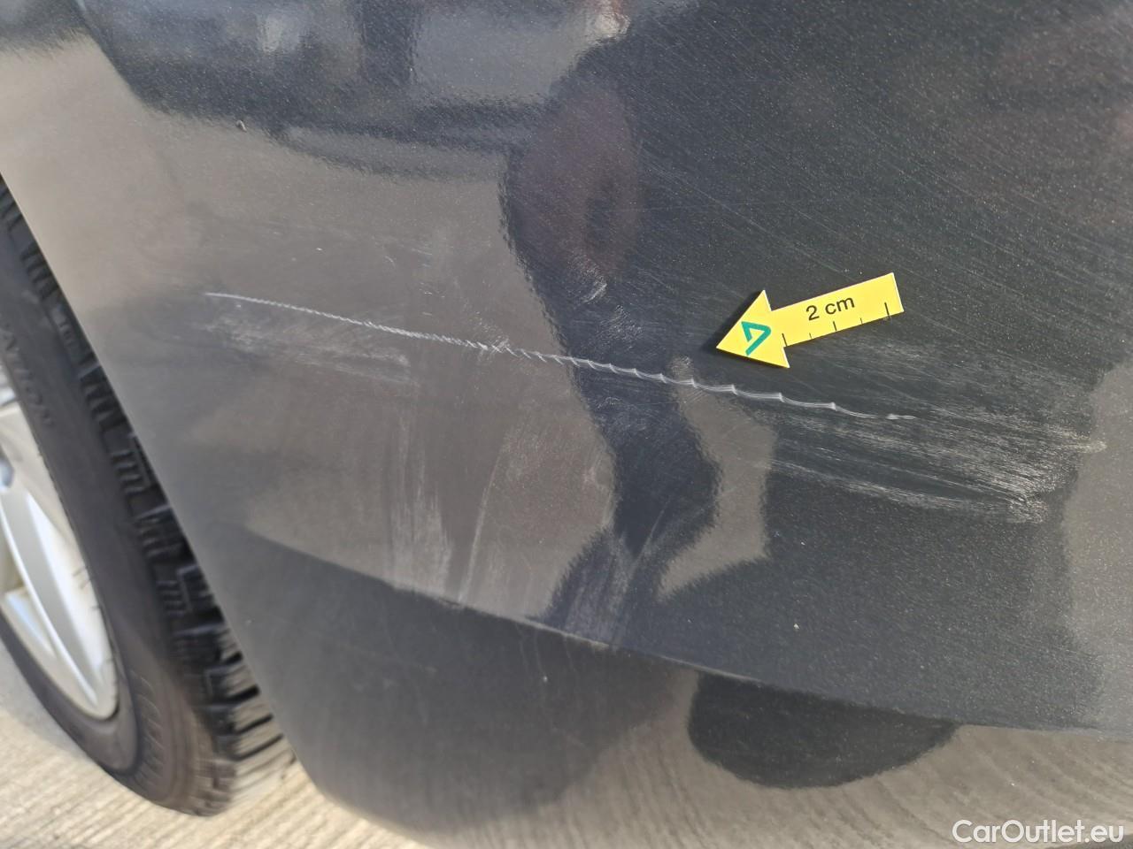  Volkswagen  Golf  Life 1.0 TSI #22