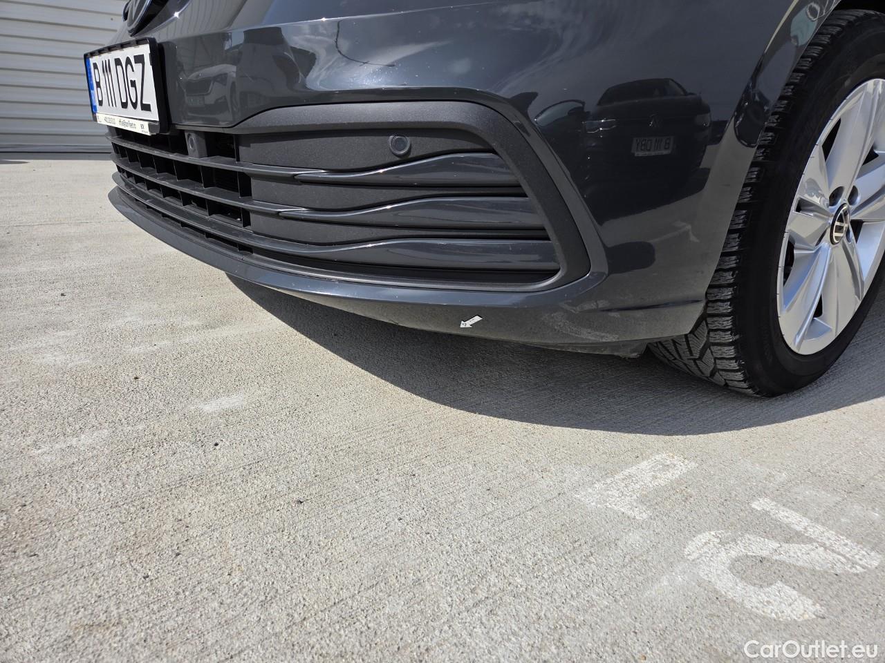  Volkswagen  Golf  Life 1.0 TSI #4