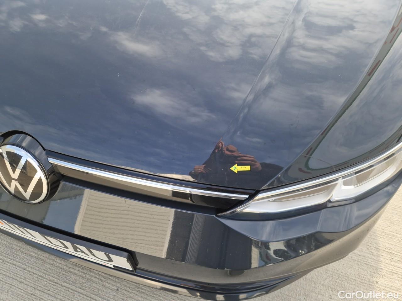  Volkswagen  Golf  Life 1.0 TSI #9