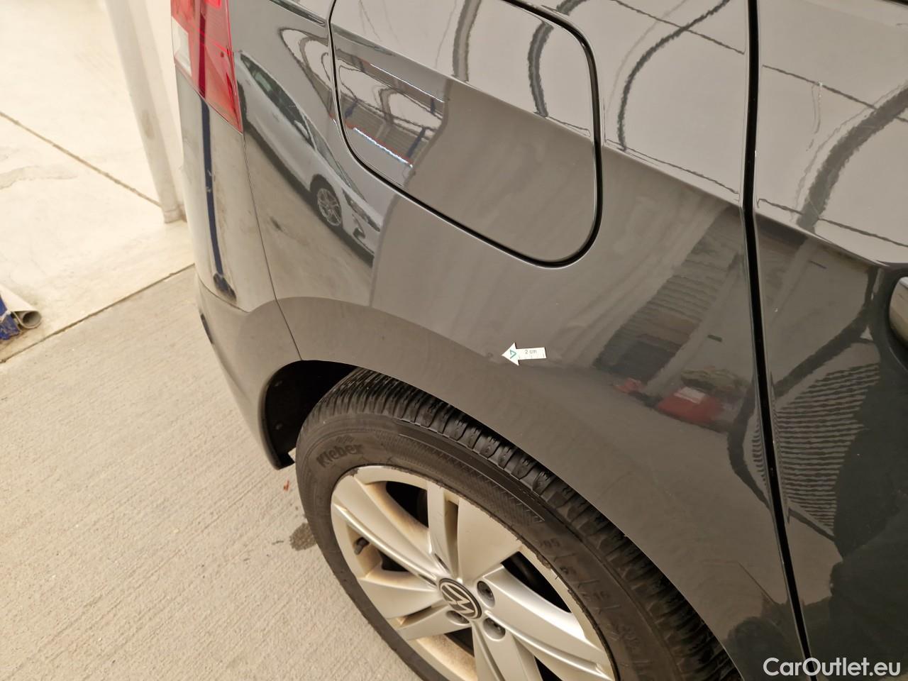  Volkswagen  Golf  Life 1.0 TSI #26